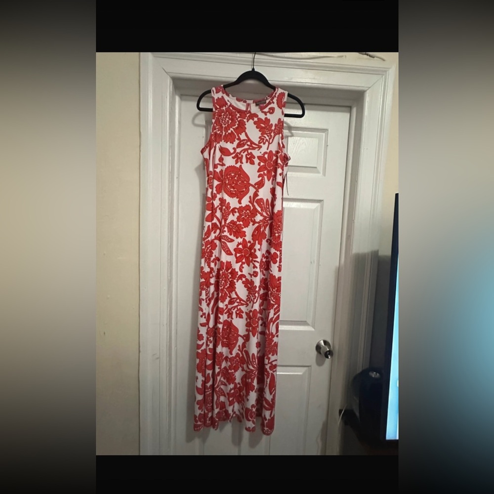 Vince Camuto White Maxi Dress with Red Floral Print